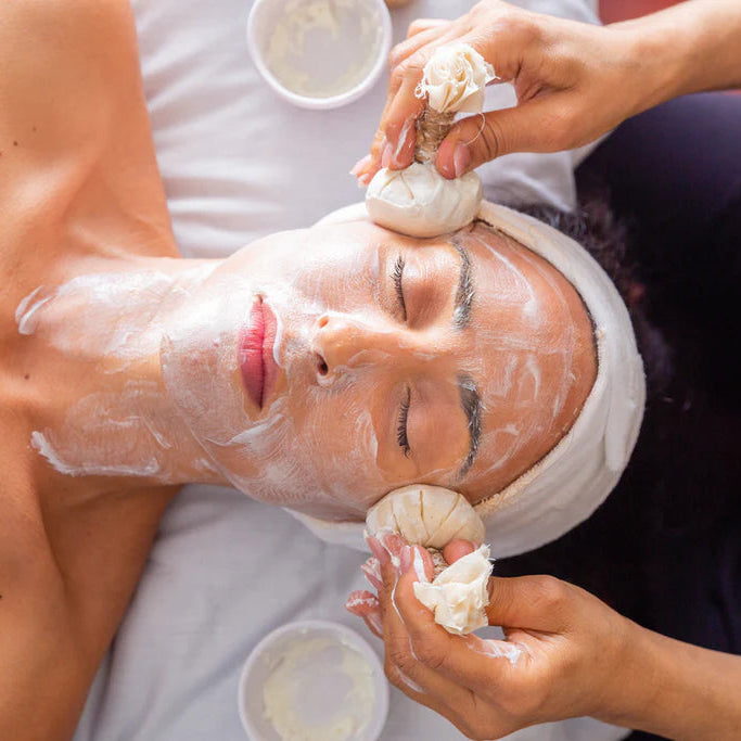 Abhyangam + Navara Facial (Summer Special)